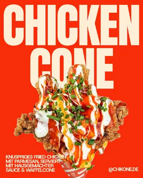 Chicken Cone: Fried Chicken mit Parmesan, Soße und Schnittlauch im Waffelcone